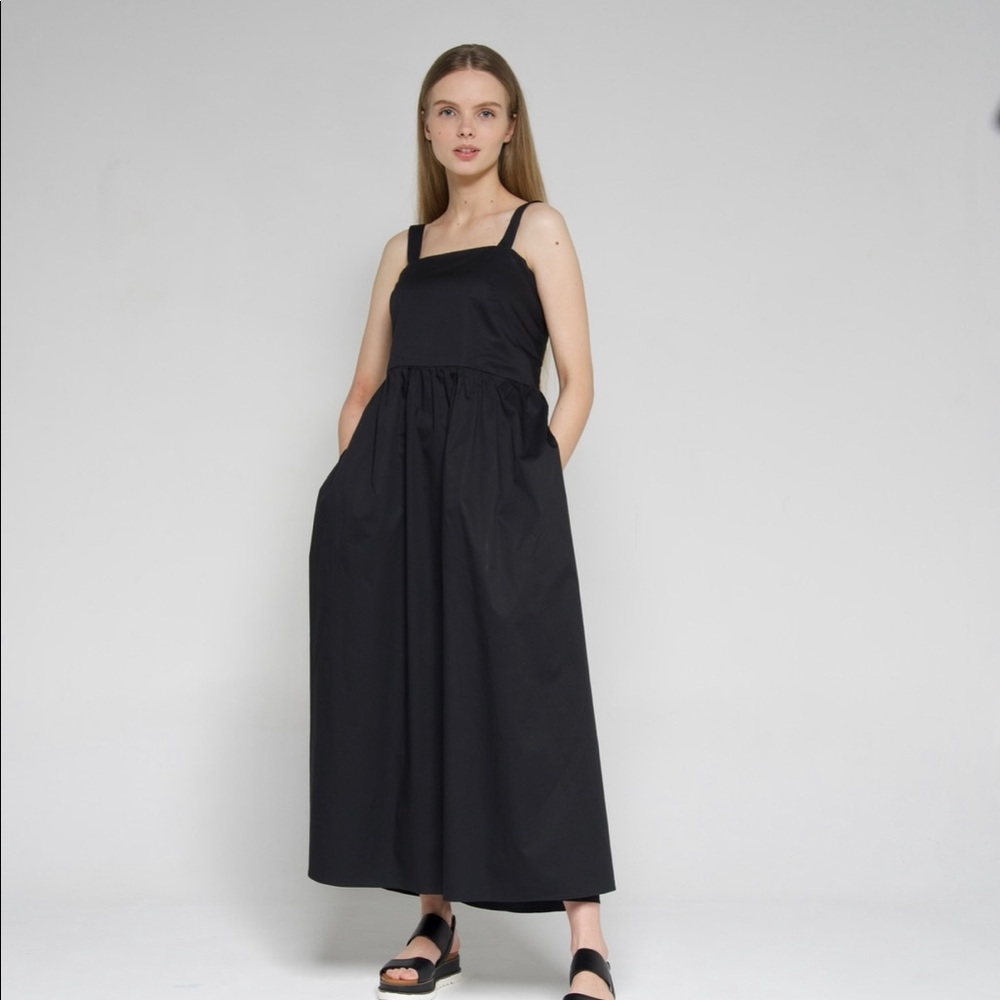 Black midi cotton dress.Sleeveless cocktail dress. Black formal dress. Size M